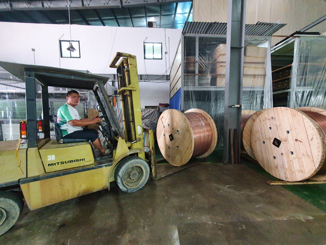 CÔNG TY TNHH THƯƠNG MẠI VÀ DỊCH VỤ JUN